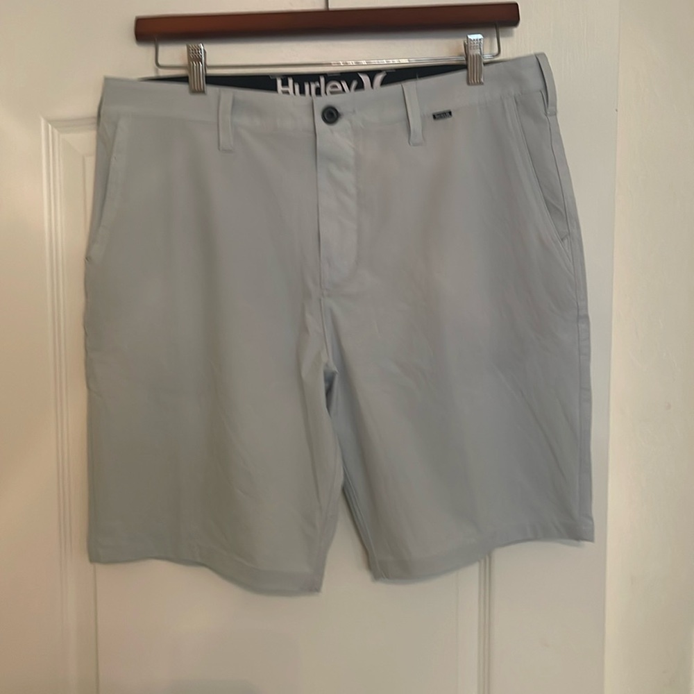 Hurley “phantom” shorts, Size 36, Bone color in perfect condition/ Never worn
